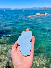 Load image into Gallery viewer, TAHOE BATH BOMBS - Tahoe Petrichor